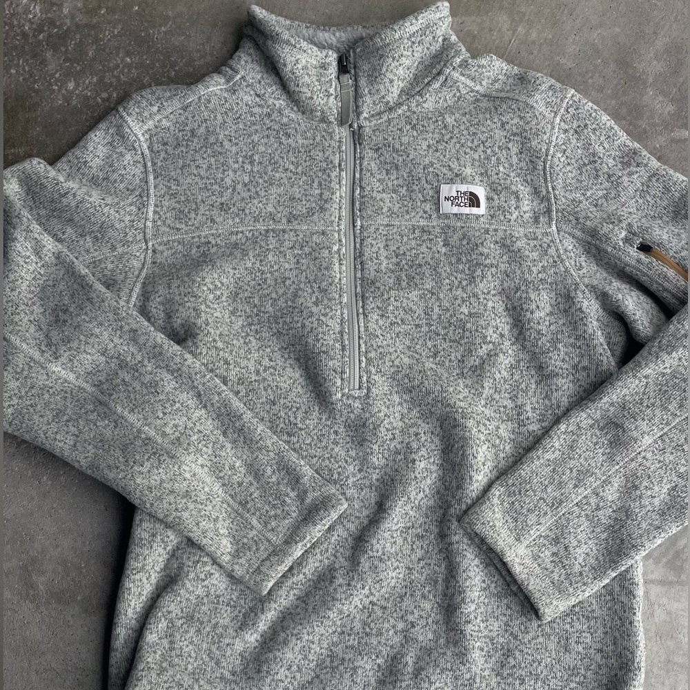 The North Face Gray Quater-Zip Sweater Pullover Jacket Fuzzy